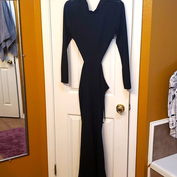 Dress - Picture 1 of 2